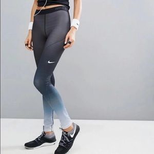 Small gray Nike tights